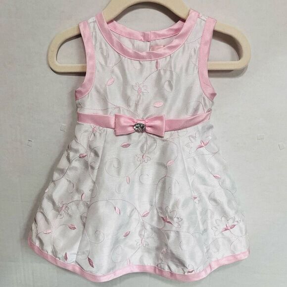 Jenny & Me White Dress With Pink Flowers   Sz6-9 m   EUC - Picture 1 of 5
